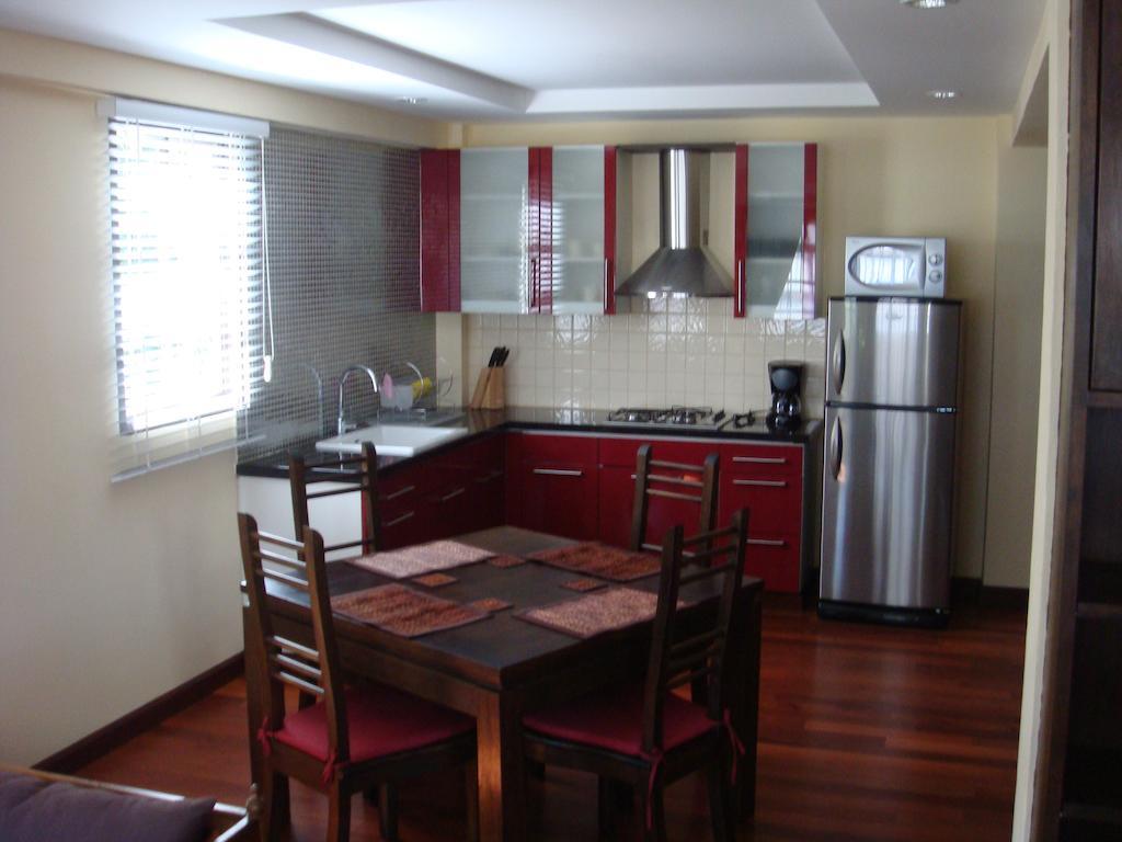 Sunset Apartment Phuket Patong Eksteriør bilde